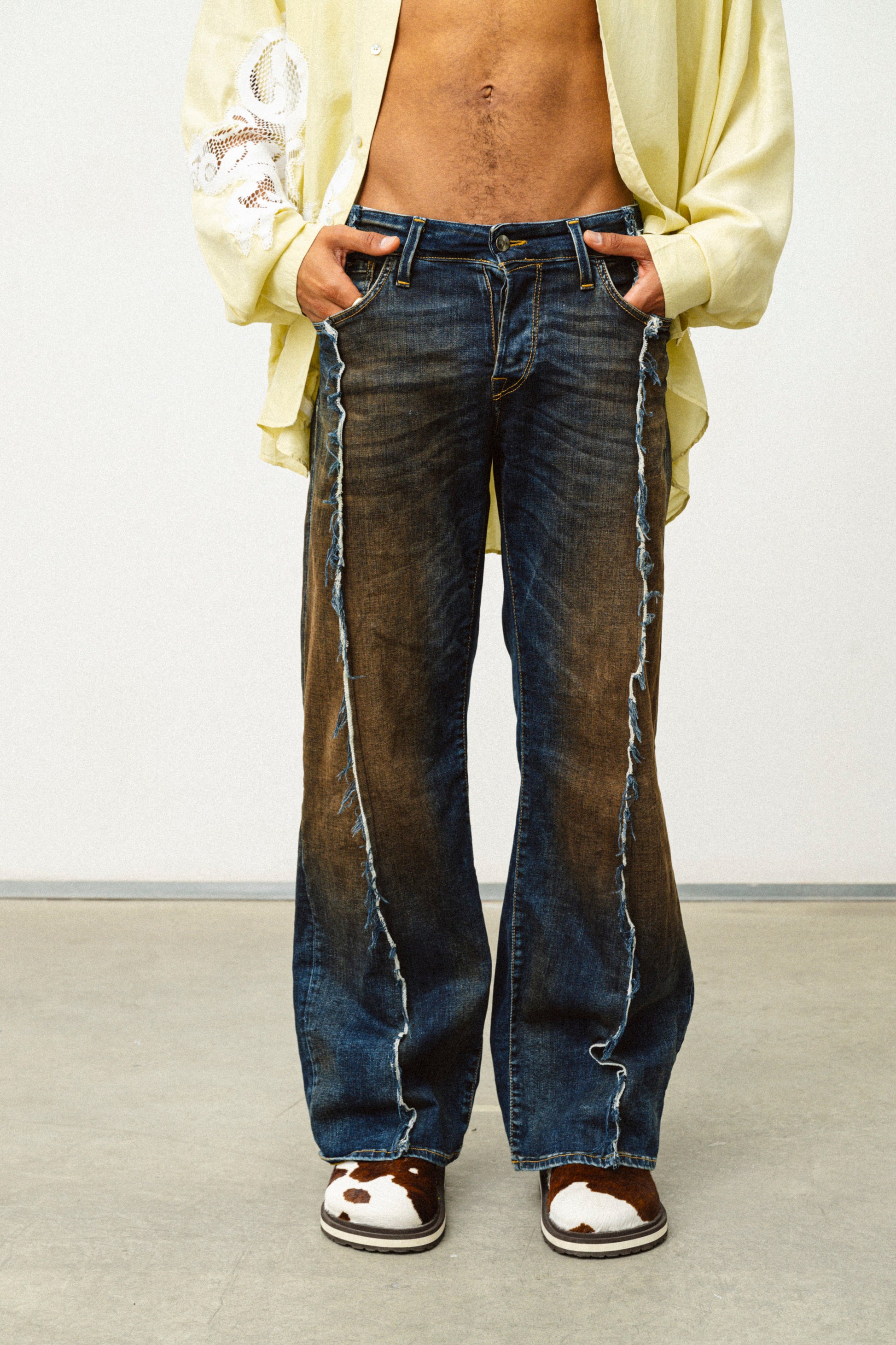 PANTALONI IN DENIM SFUMATI