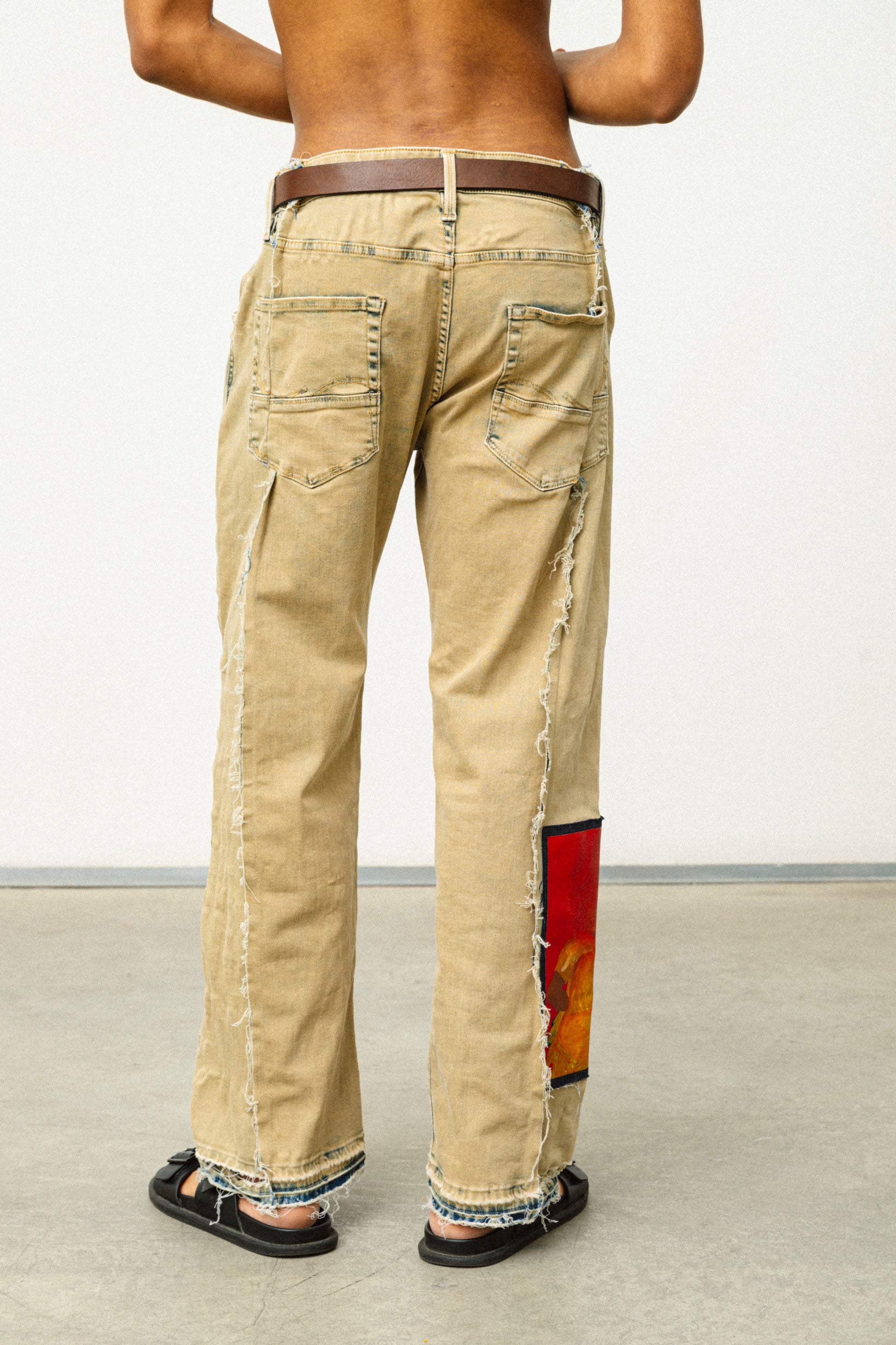 PANTALONI DRITTI CON TOPPA