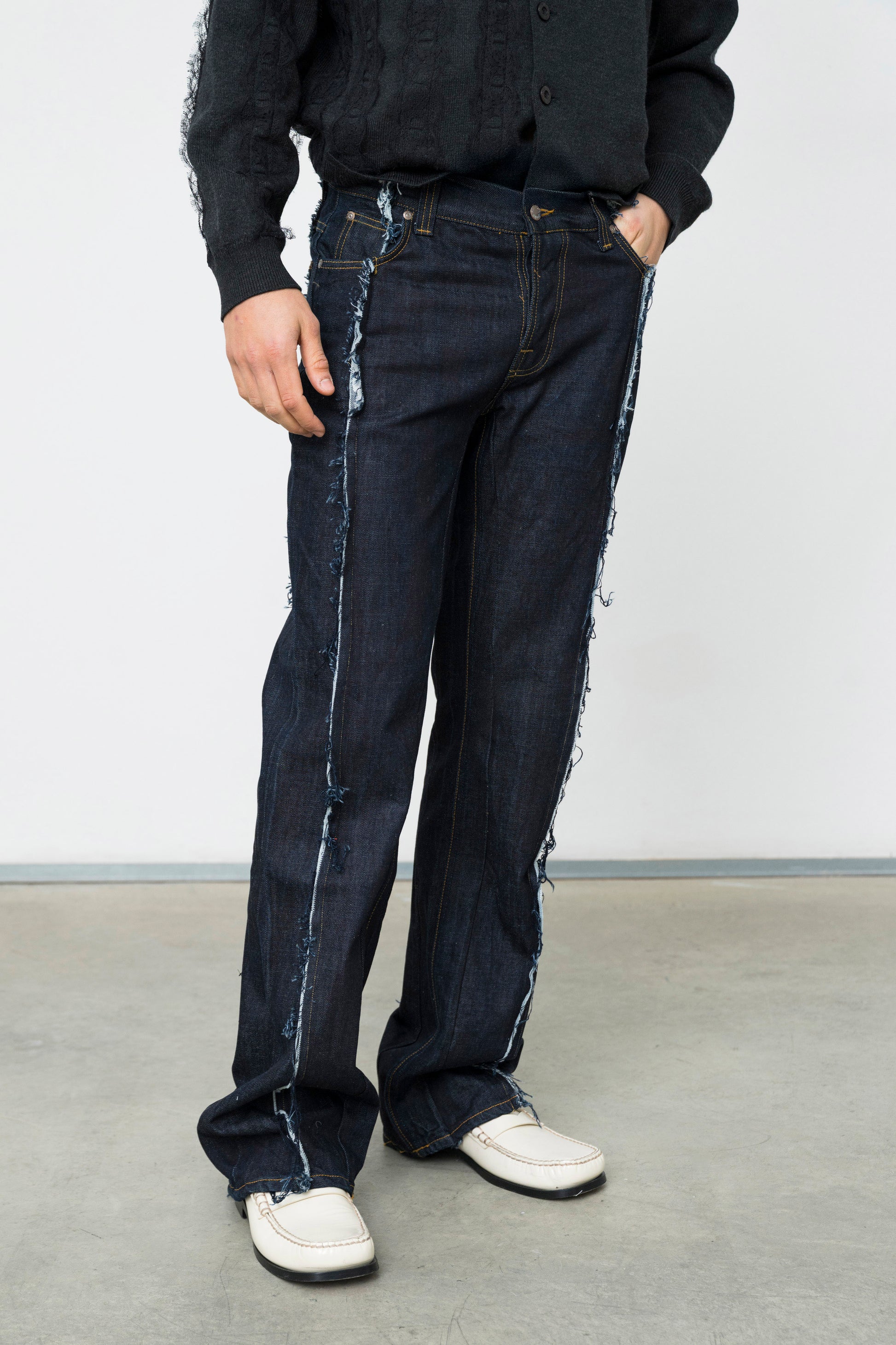 RAW DENIM PANTS