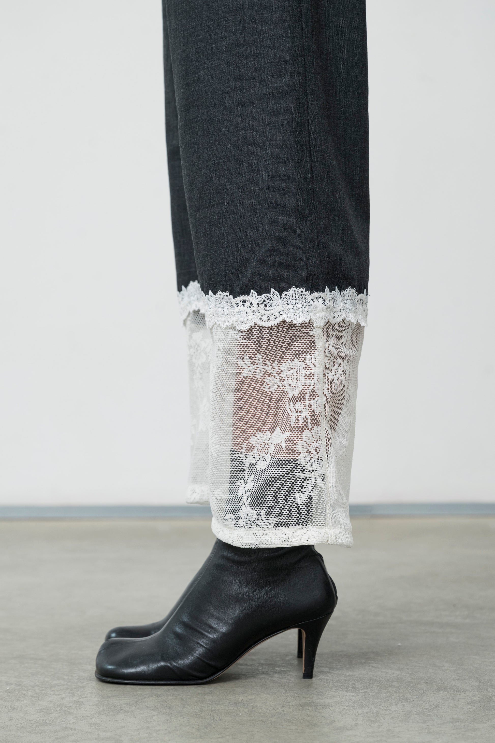 CAPRI LACE PANTS