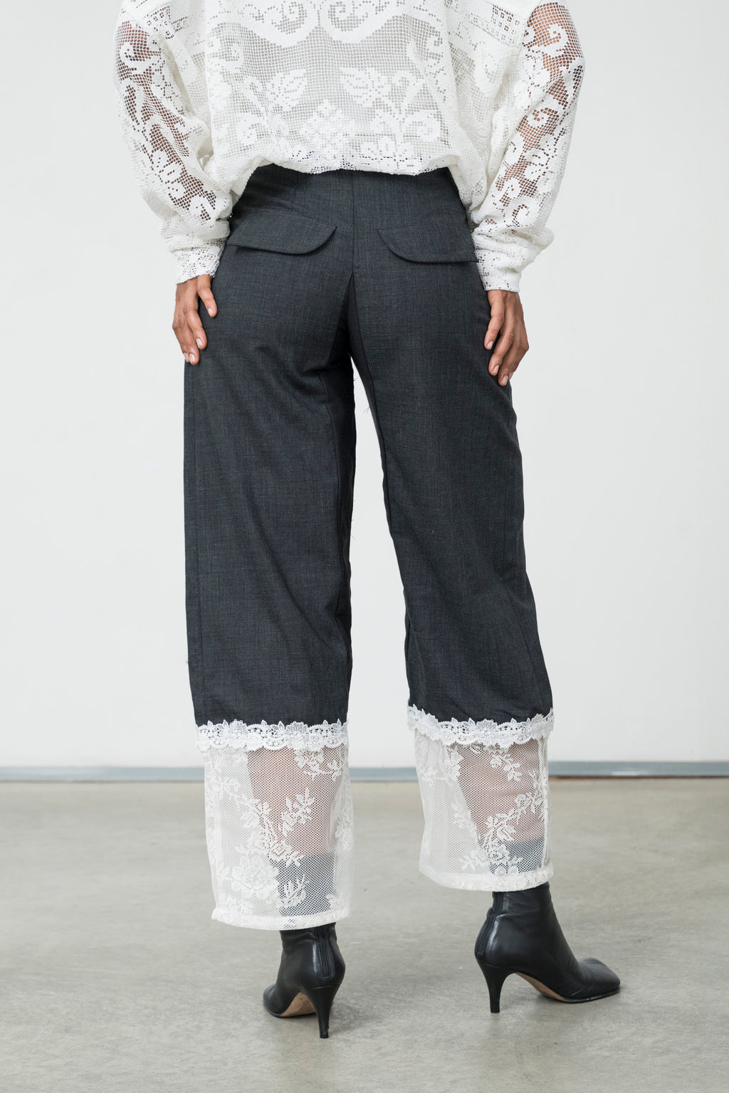 CAPRI LACE PANTS