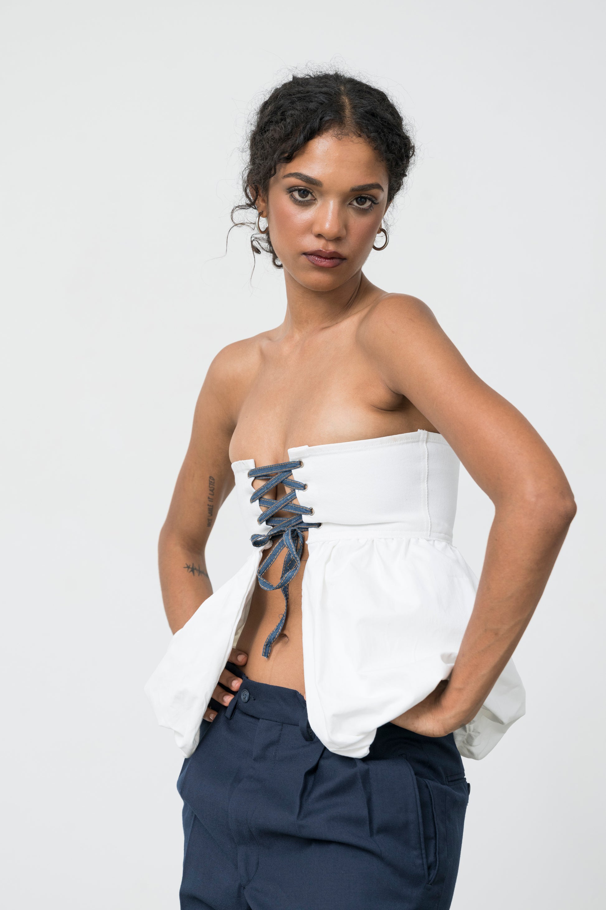 SAINT WHITE TOP