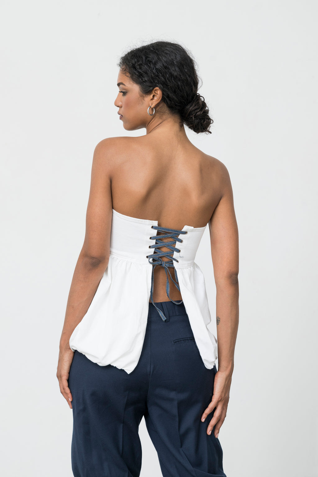 SAINT WHITE TOP