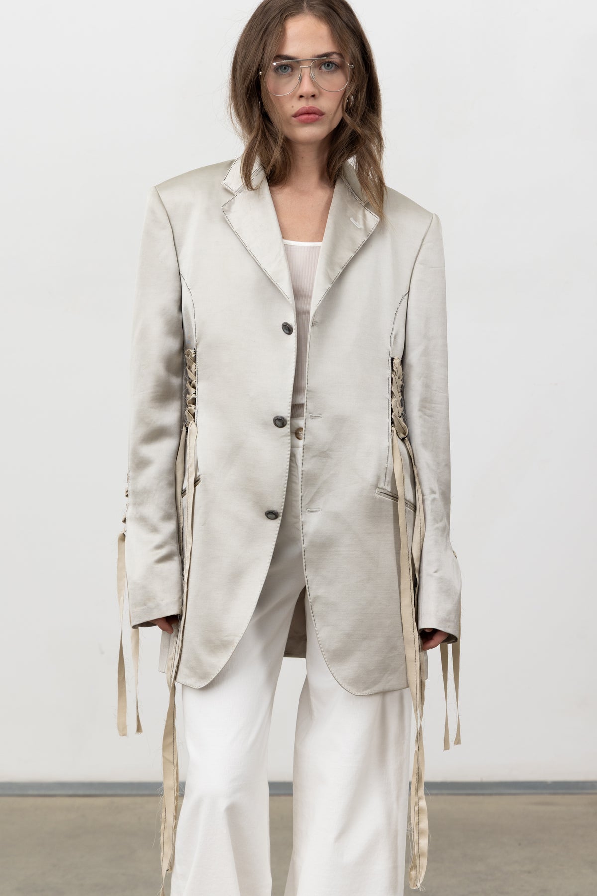 Front view of the one-of-a-kind Sacro satin blazer, Oscalito x Canto Primo